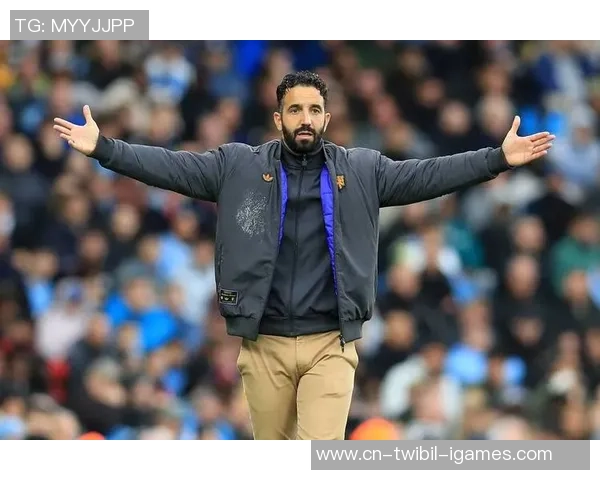 曼联争四现在需张狂抢分！最猛右路年末全都不在，候补阵容让阿莫林心凉